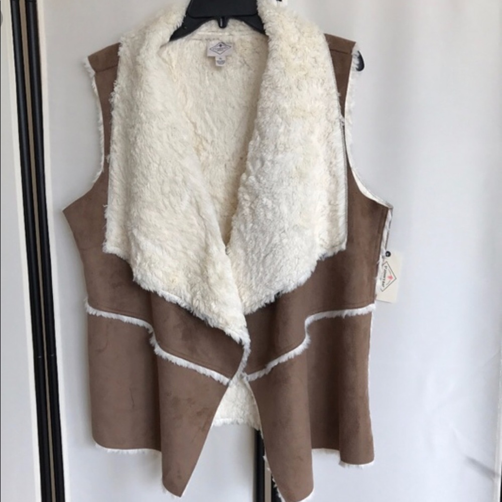 SUEDE SHERPA VEST NEVER WORN